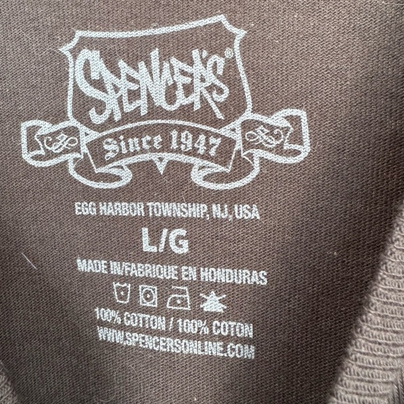 Spencer’s Two Girls Black Graphic tee - Picture 4 of 5